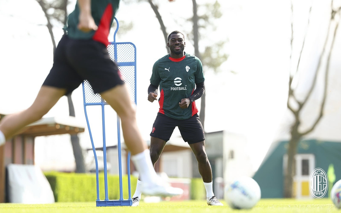 米兰三将结束国家队任务返队备战意甲收官战